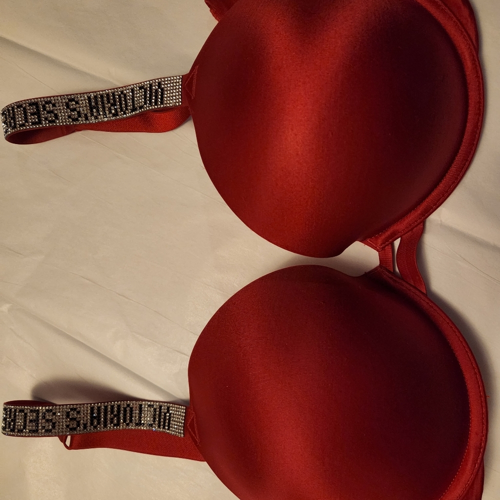 Victoria Secret Very Sexy Push-up Bra 34DDD